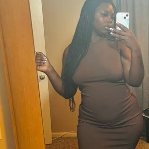 Meet your Posher, Olivia